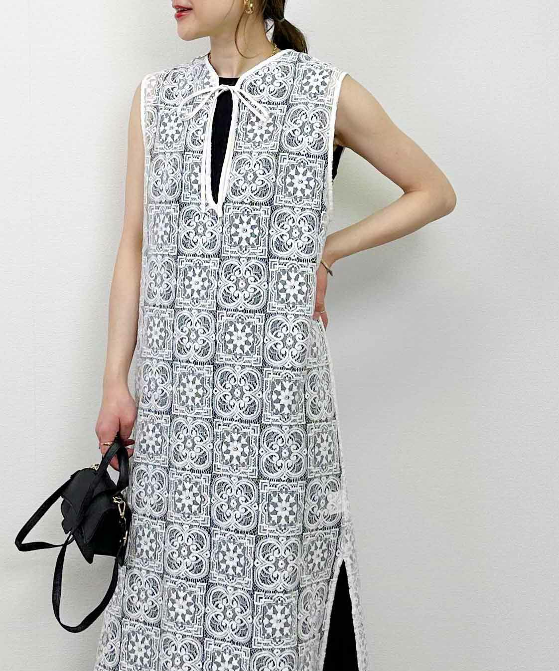 model：H164　着用サイズ：M　オフホワイト