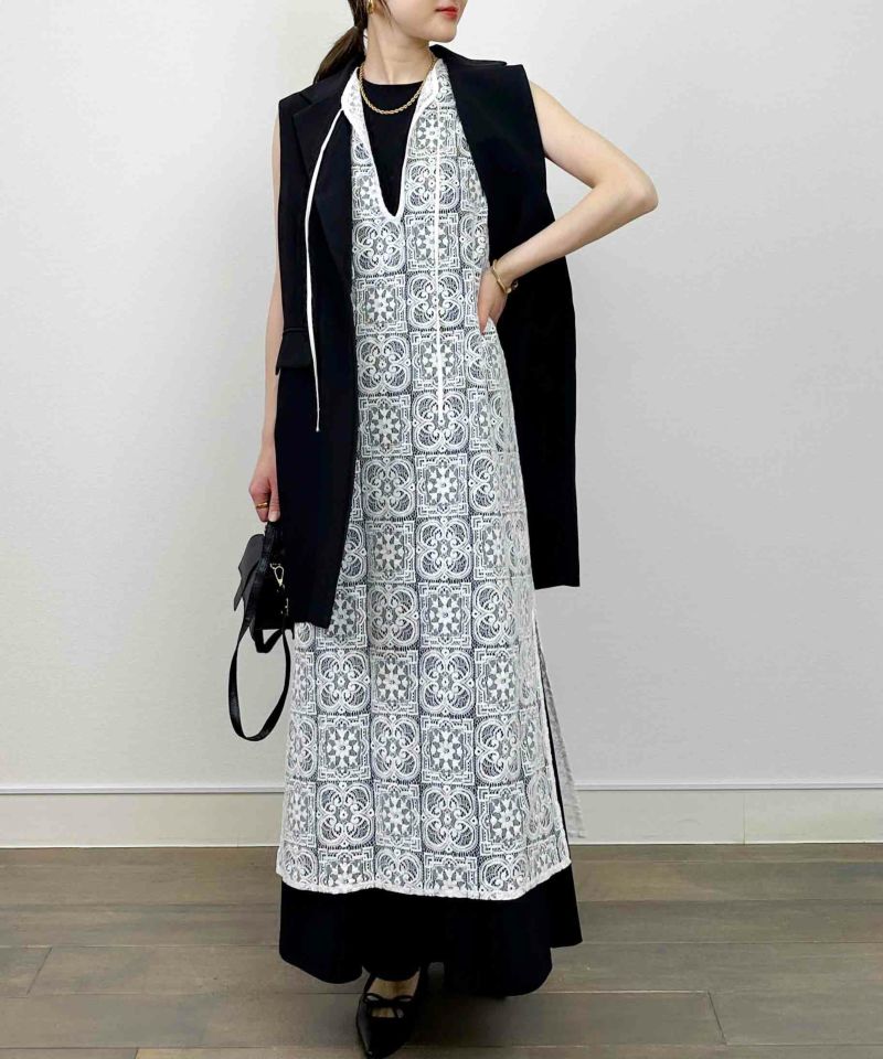 model：H164　着用サイズ：M　オフホワイト