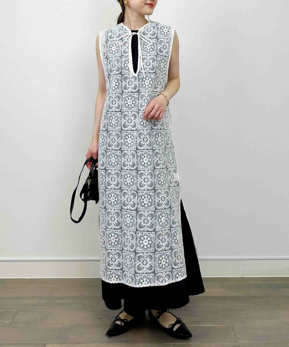 model：H164　着用サイズ：M　オフホワイト