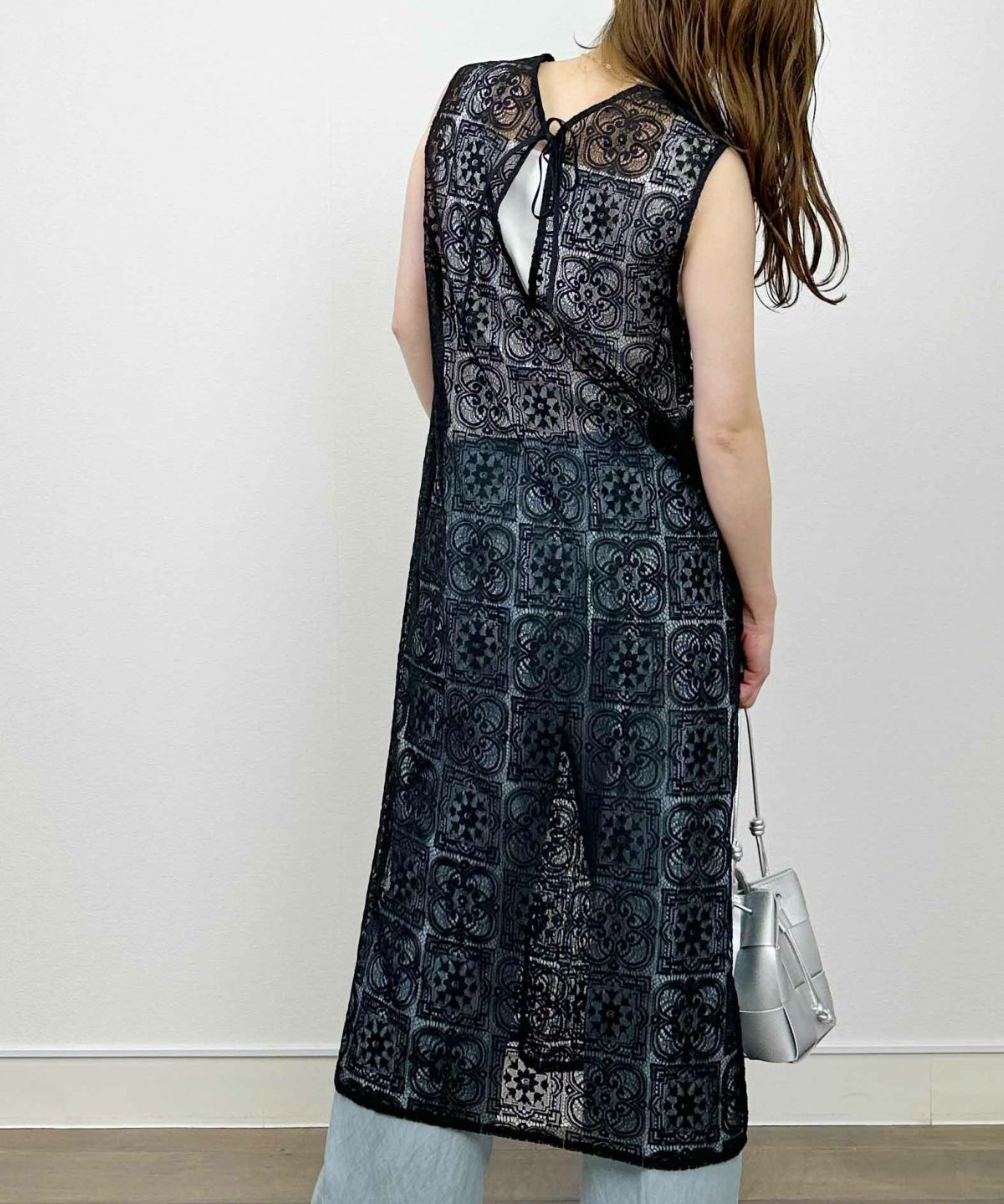 model：H164　着用サイズ：M　ブラック（リボン後ろ）