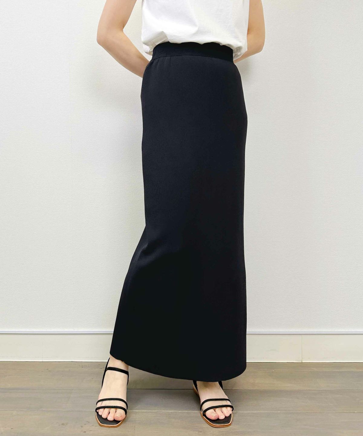 model：H164　着用サイズ：M　ブラック