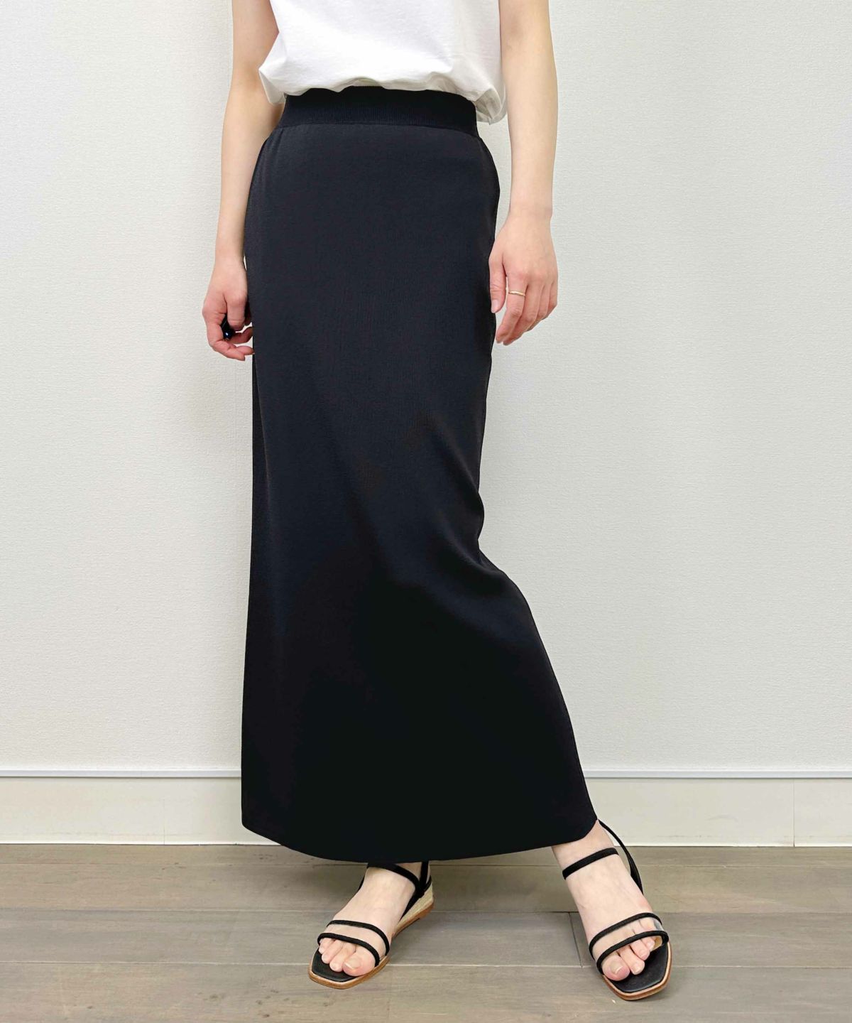 model：H164　着用サイズ：M　ブラック