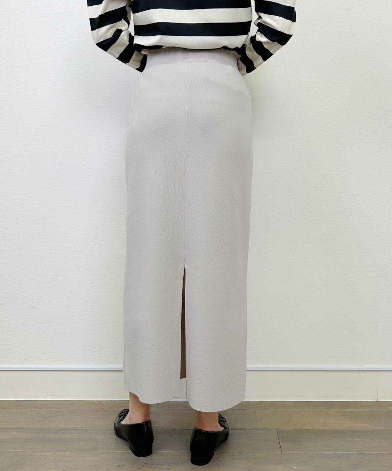 model：H164　着用サイズ：M　ライトグレー