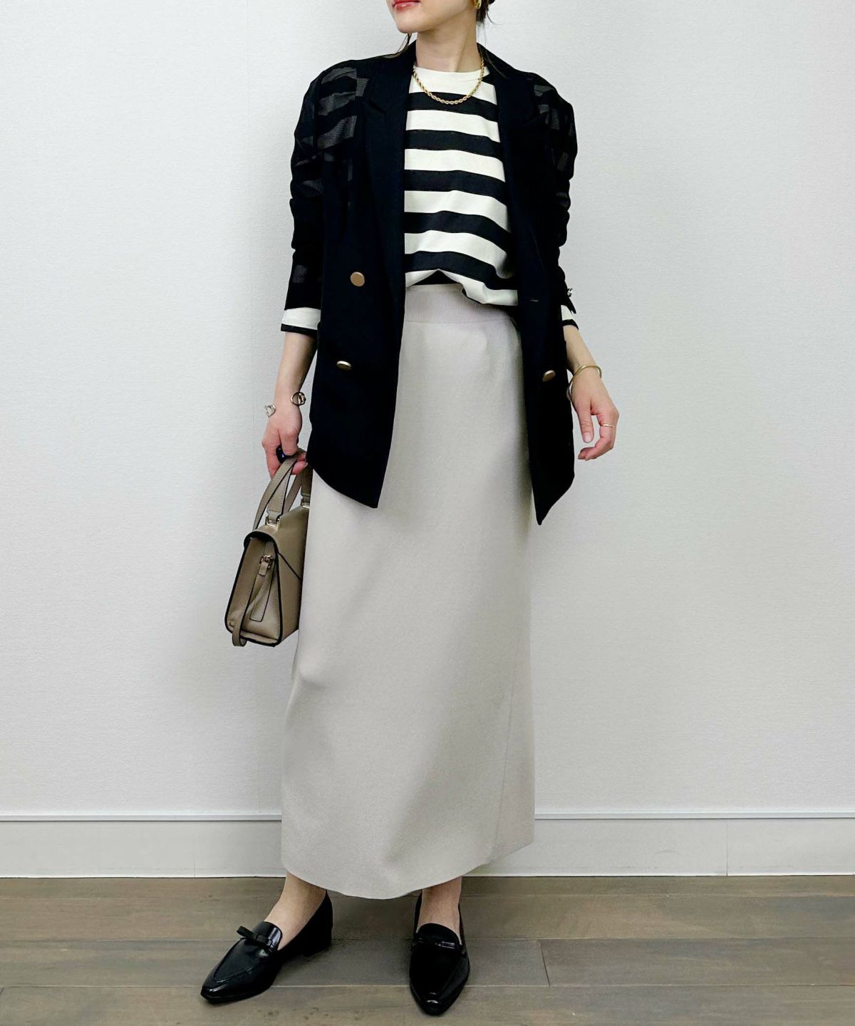 model：H164　着用サイズ：M　ライトグレー