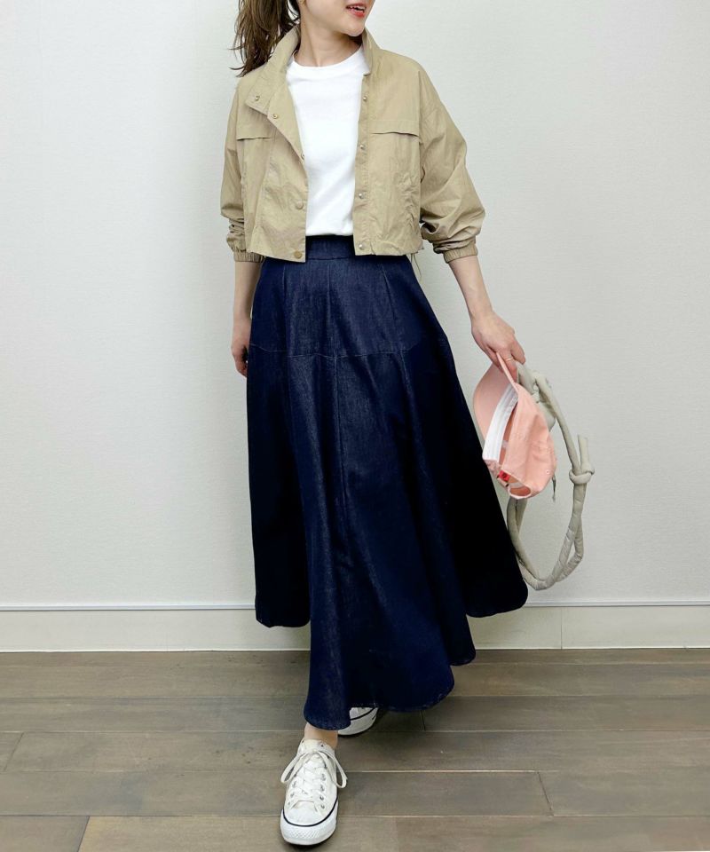 model：H164　着用サイズ：M　ベージュ（ブルゾン単品で）