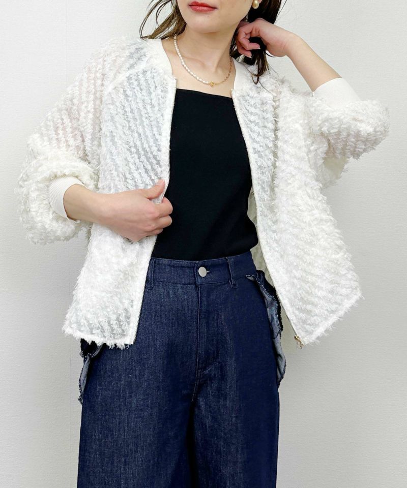 model：H164　着用サイズ：M　アイボリー