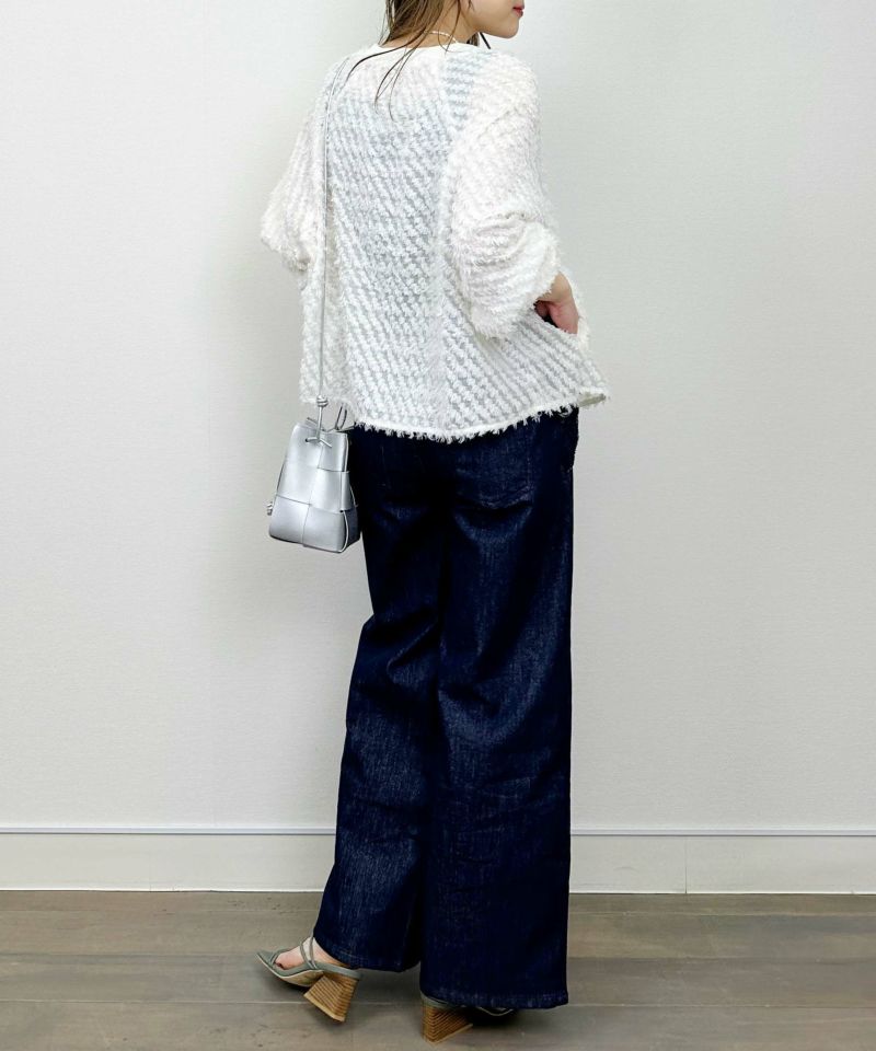 model：H164　着用サイズ：M　アイボリー