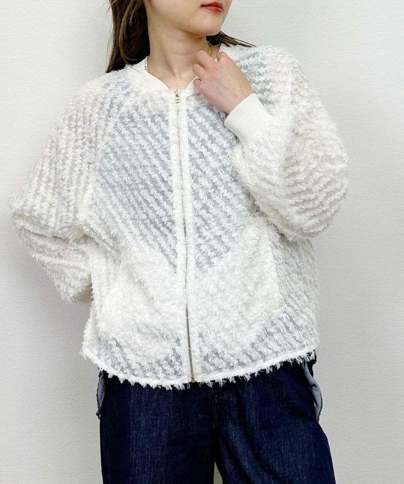 model：H164　着用サイズ：M　アイボリー