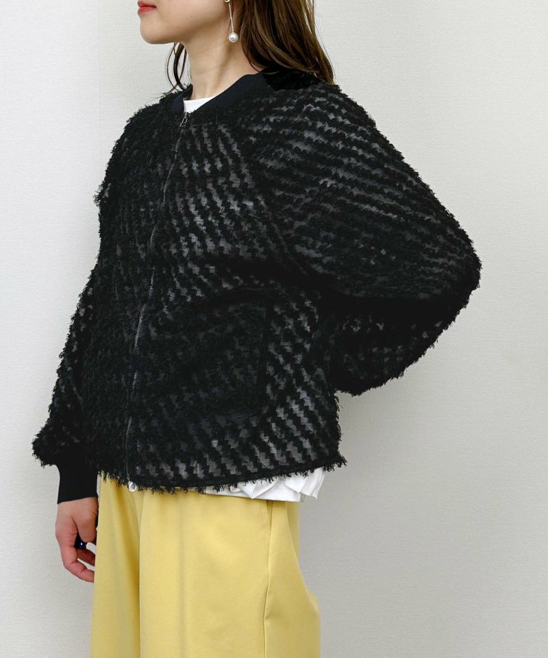 model：H164　着用サイズ：M　ブラック