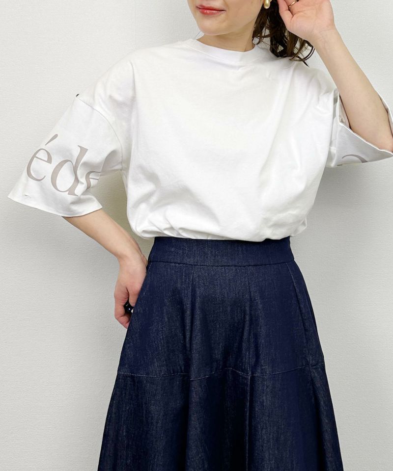 model：H164　着用サイズ：M　オフホワイト