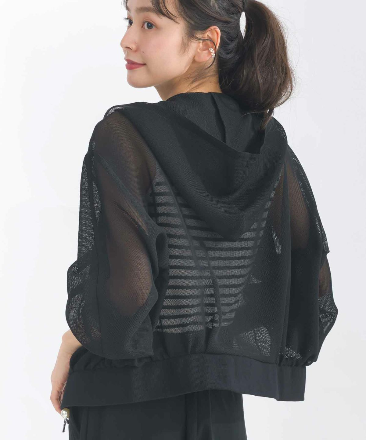 model：H153　着用サイズ：M　ブラック