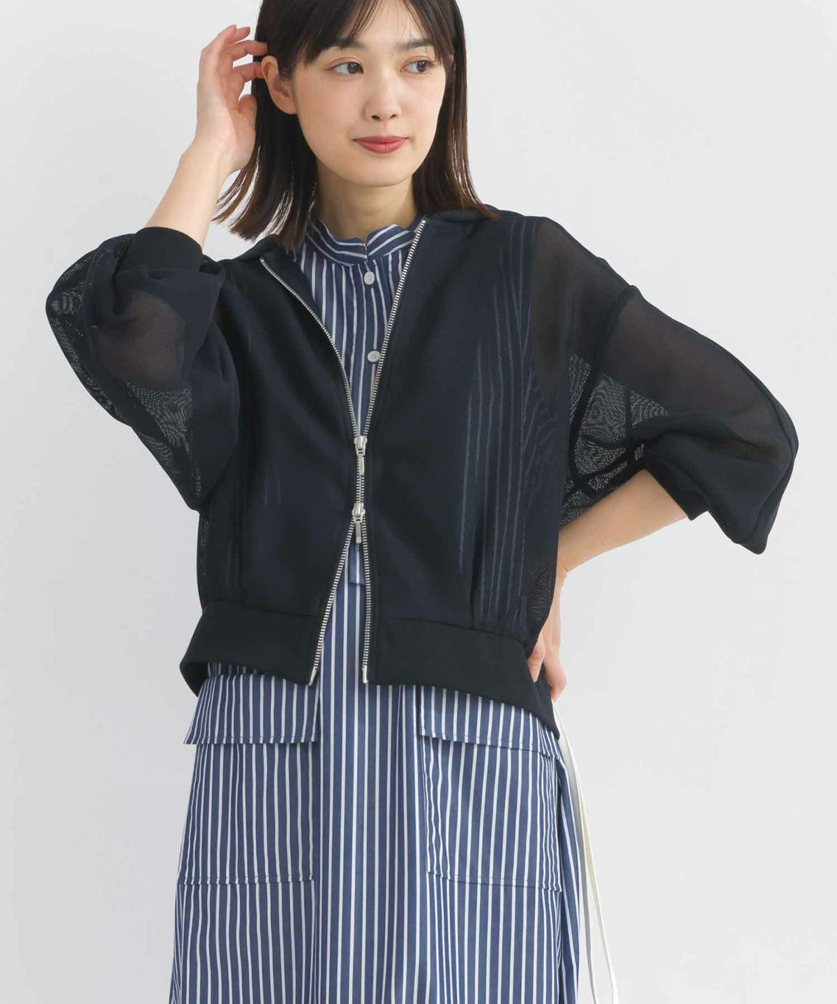 model：H162　着用サイズ：M　ネイビー