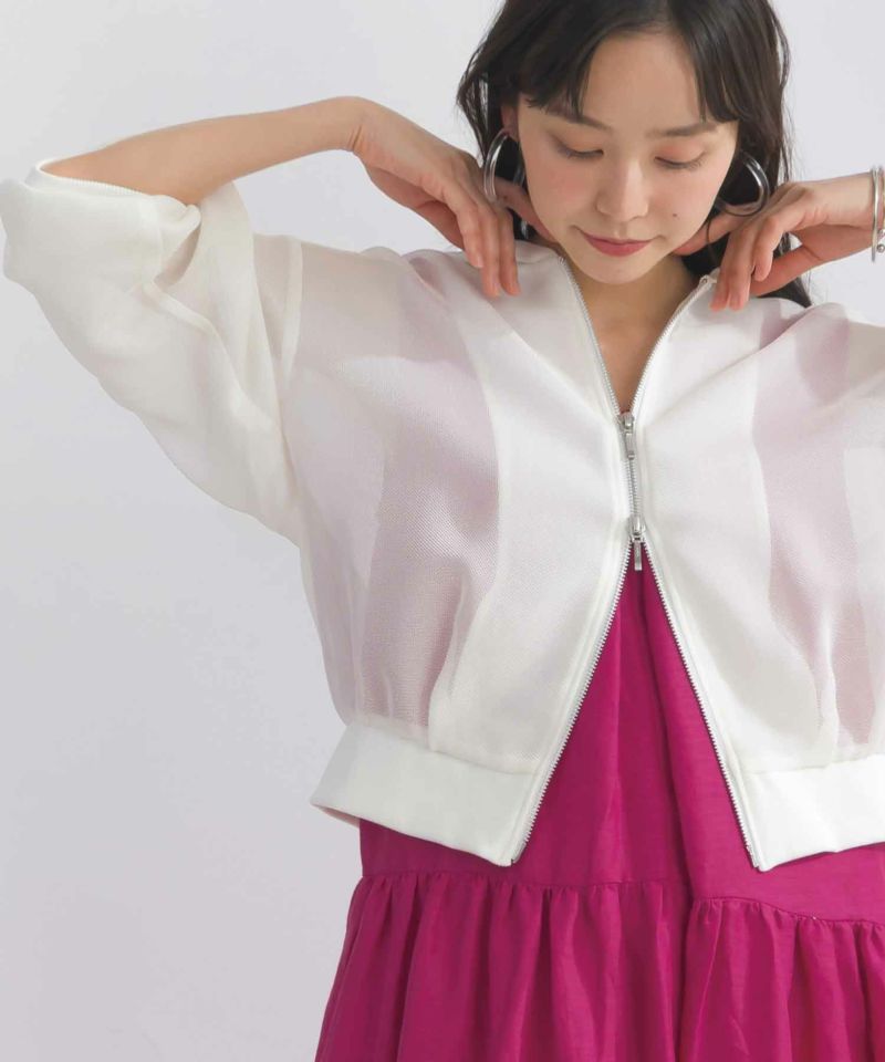 model：H153　着用サイズ：M オフホワイト