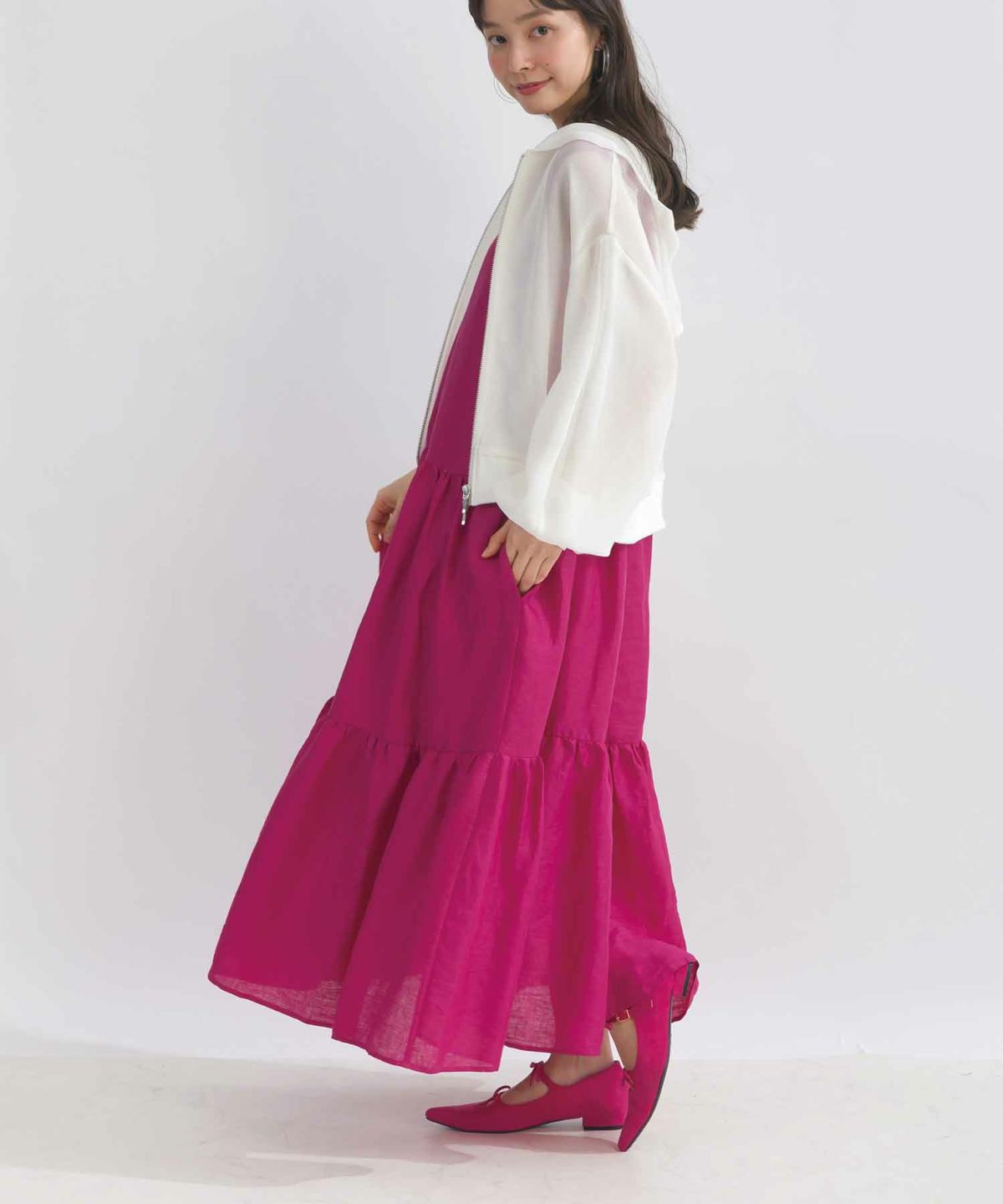 model：H153　着用サイズ：M オフホワイト