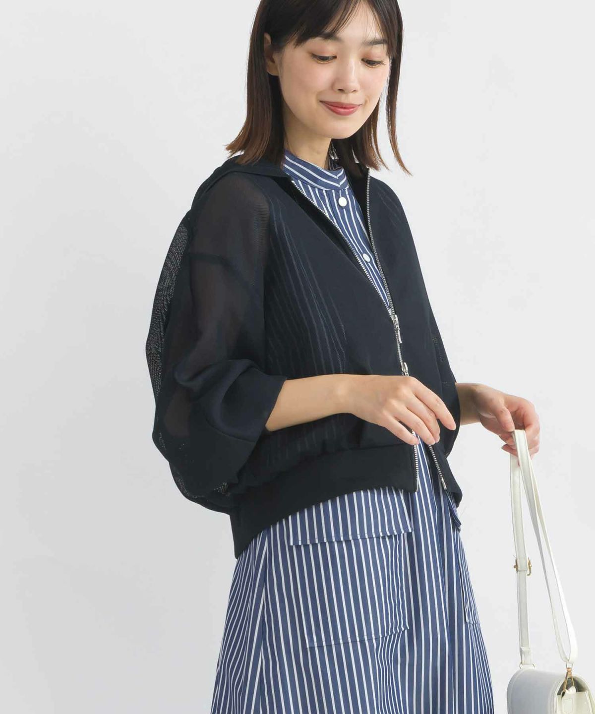 model：H162　着用サイズ：M　ネイビー