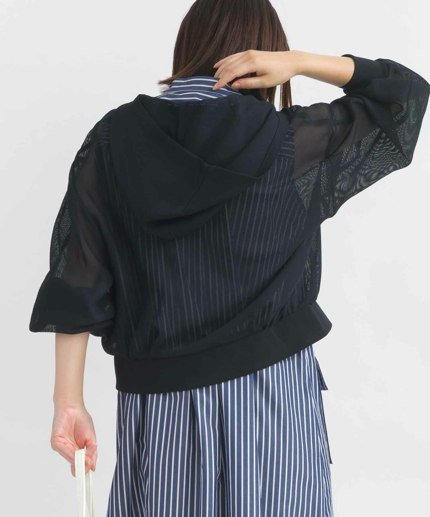 model：H162　着用サイズ：M　ネイビー
