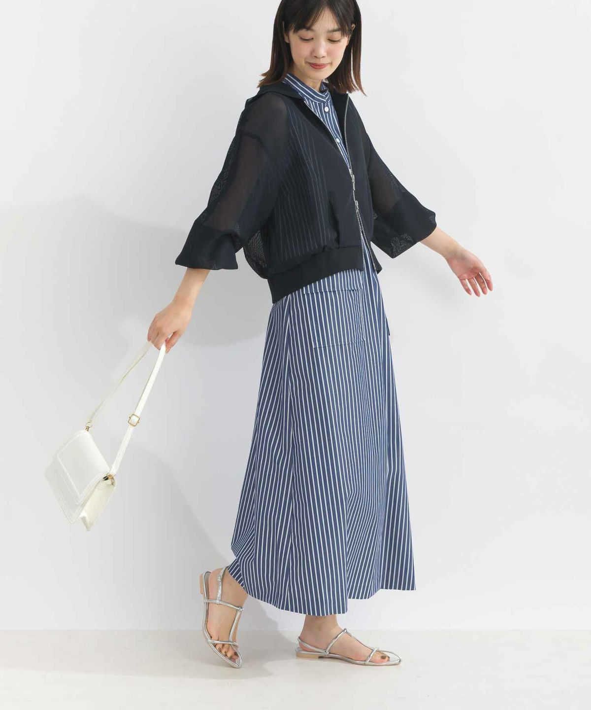 model：H162　着用サイズ：M　ネイビー