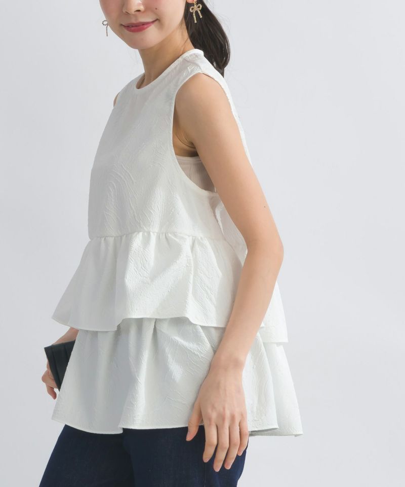 model：H153　着用サイズ：M　オフホワイト