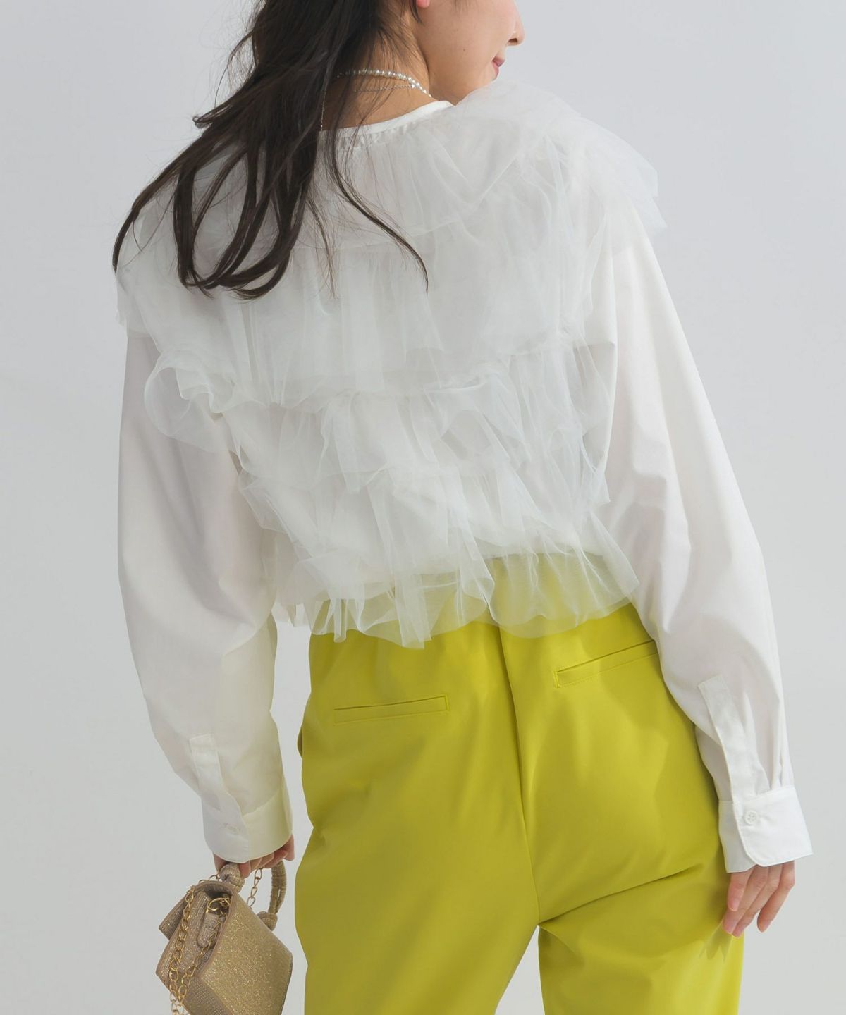 model：H153　着用サイズ：M　オフホワイト