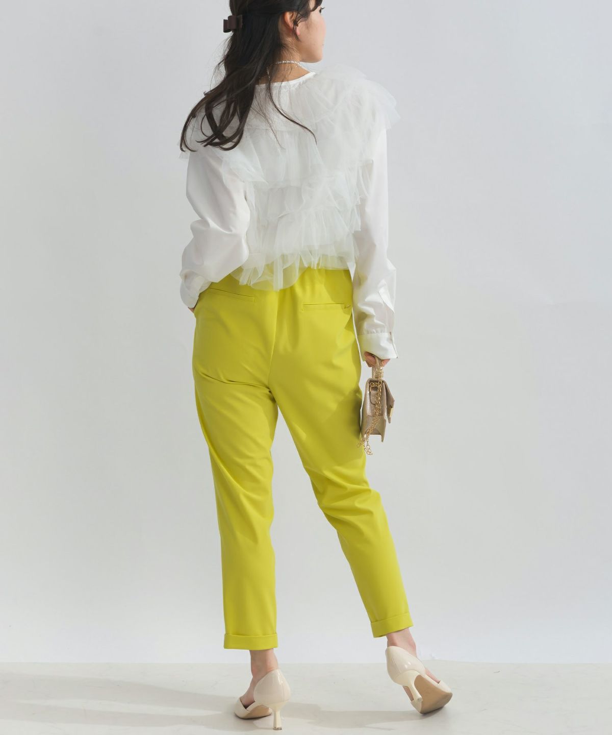 model：H153　着用サイズ：M　オフホワイト