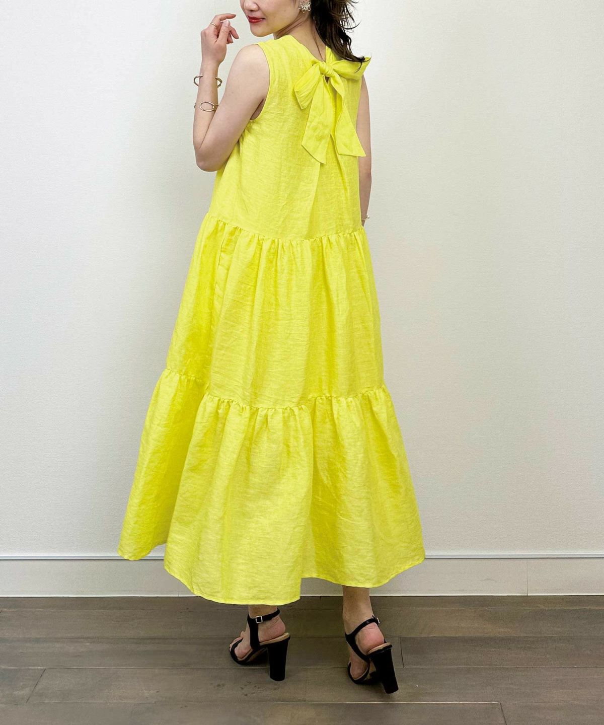 model：H164　着用サイズ：M　イエロー