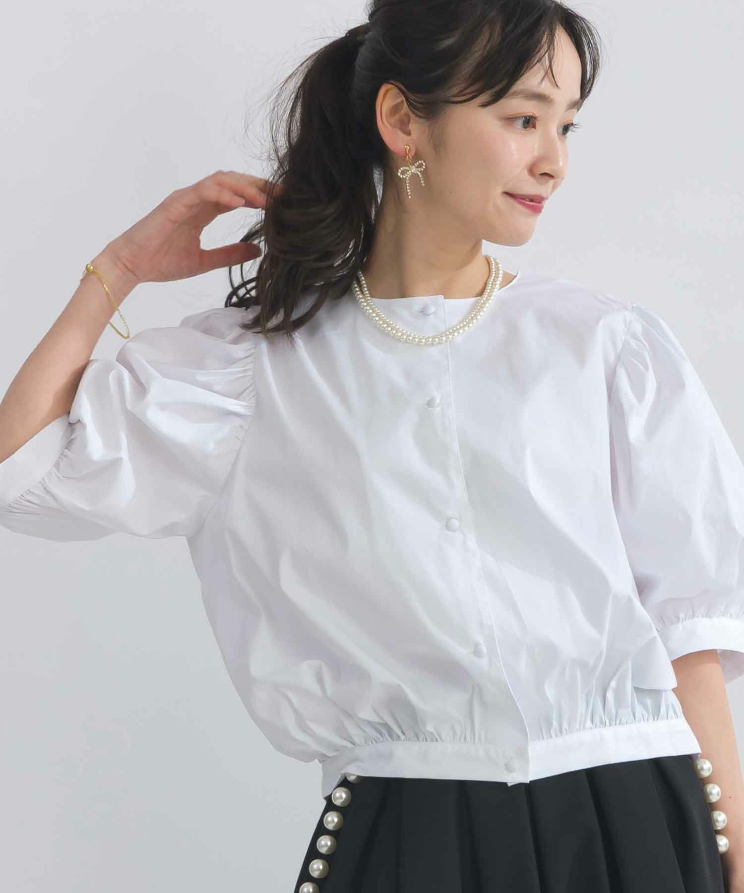 model：H153　着用サイズ：M　オフホワイト