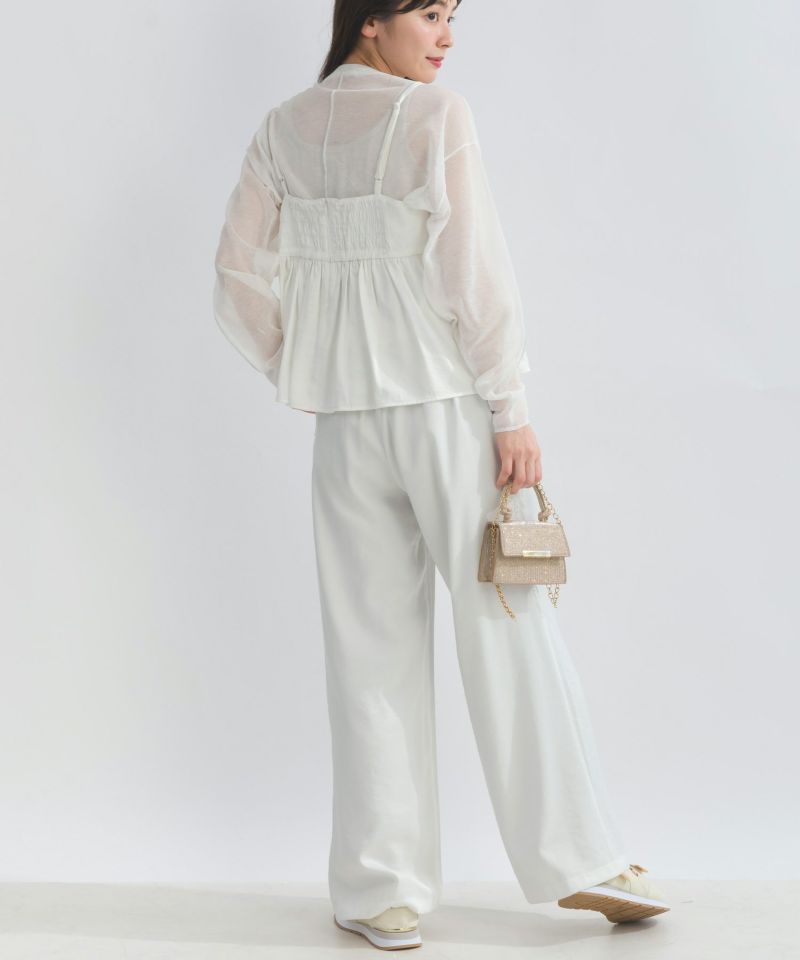 model：H153　着用サイズ：M　オフホワイト（セットアップで）