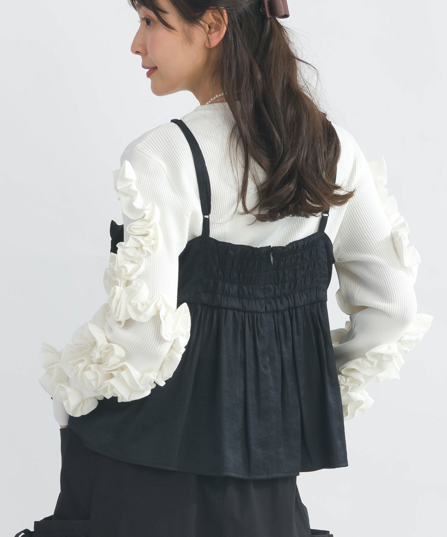 model：H153　着用サイズ：M　ブラック