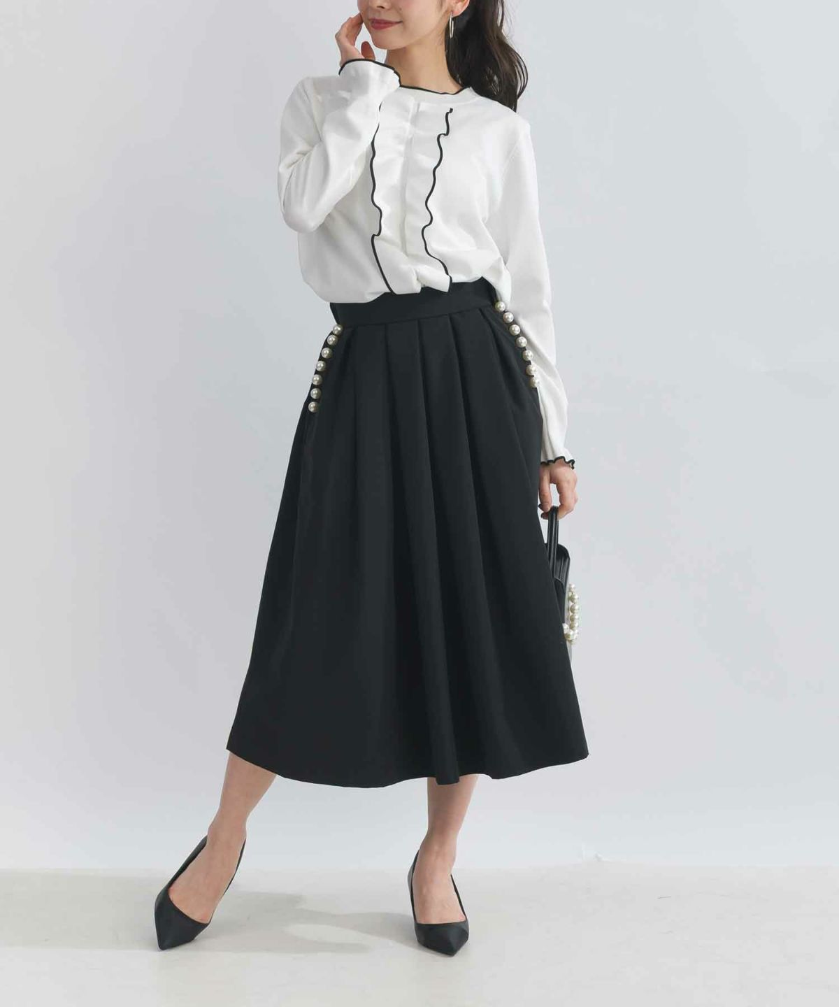 model：H153　着用サイズ：M　ホワイト系その他（配色）