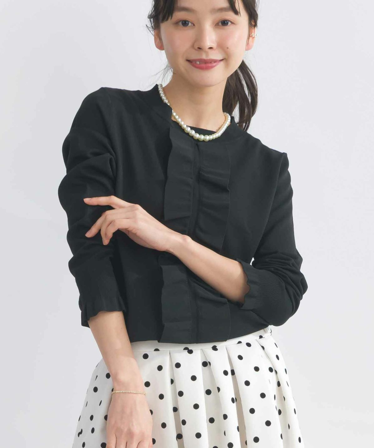 model：H153　着用サイズ：M　ブラック（無地）