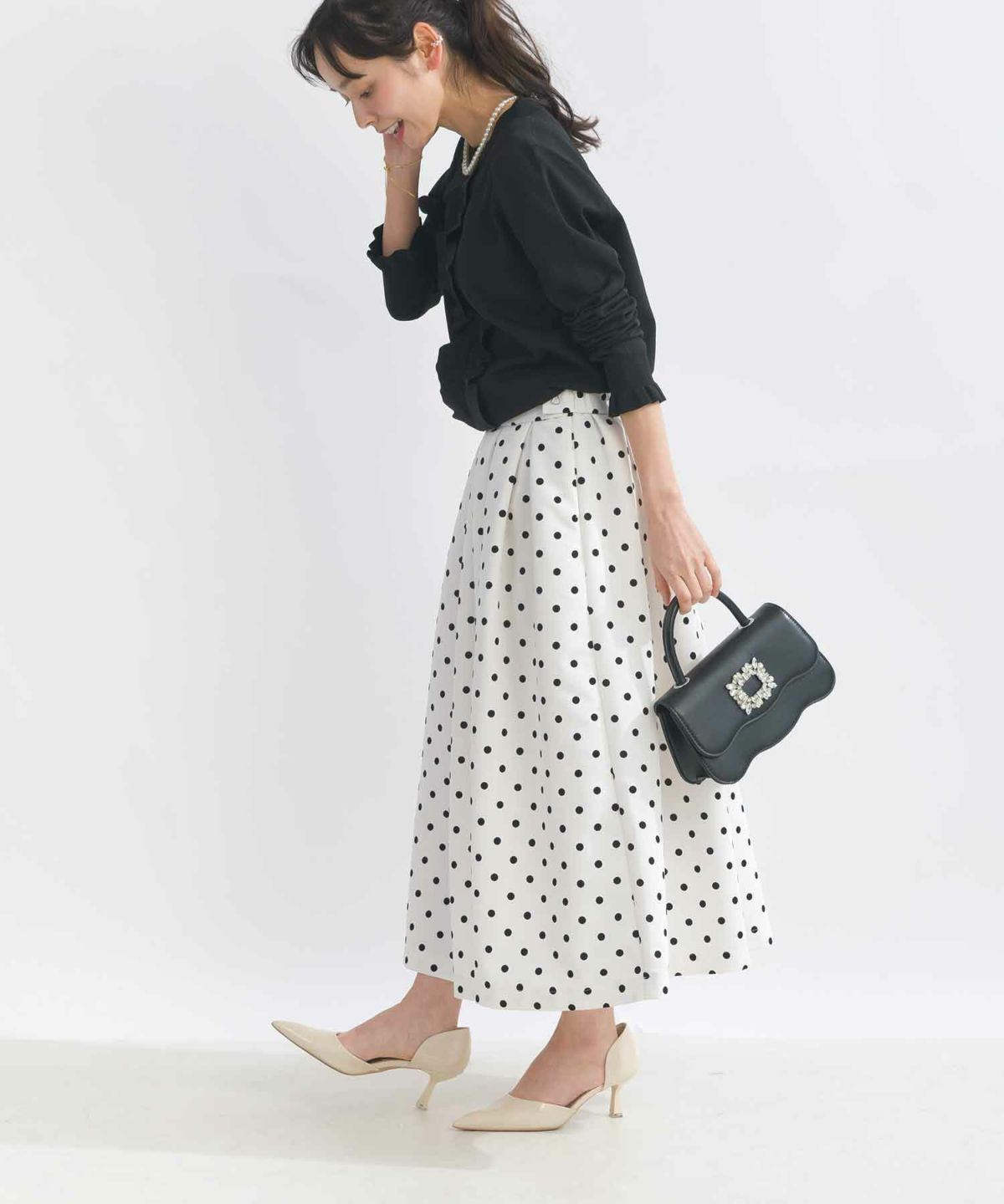 model：H153　着用サイズ：M　ブラック（無地）