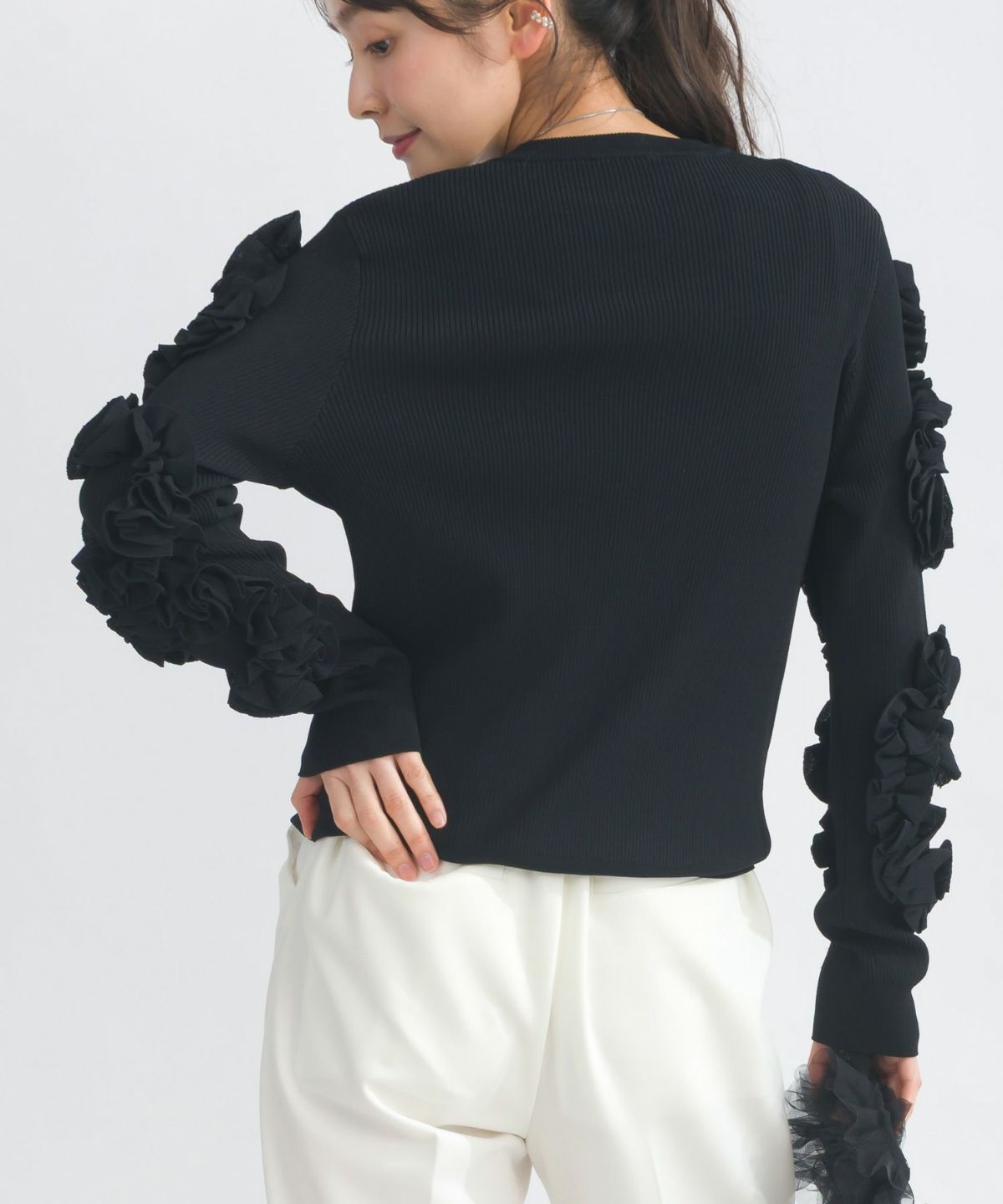 model：H153　着用サイズ：M　ブラック