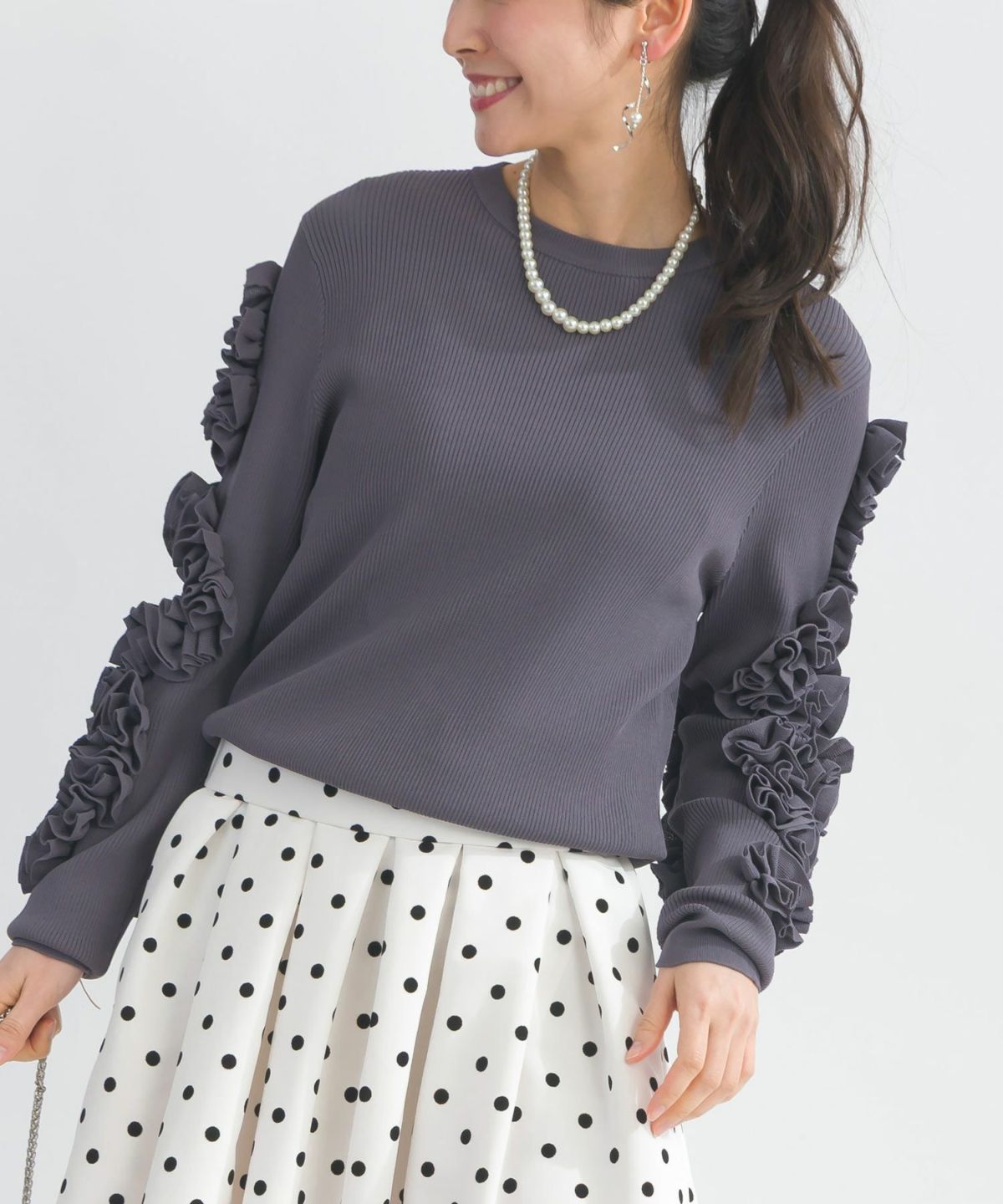 model：H153　着用サイズ：M　グレー