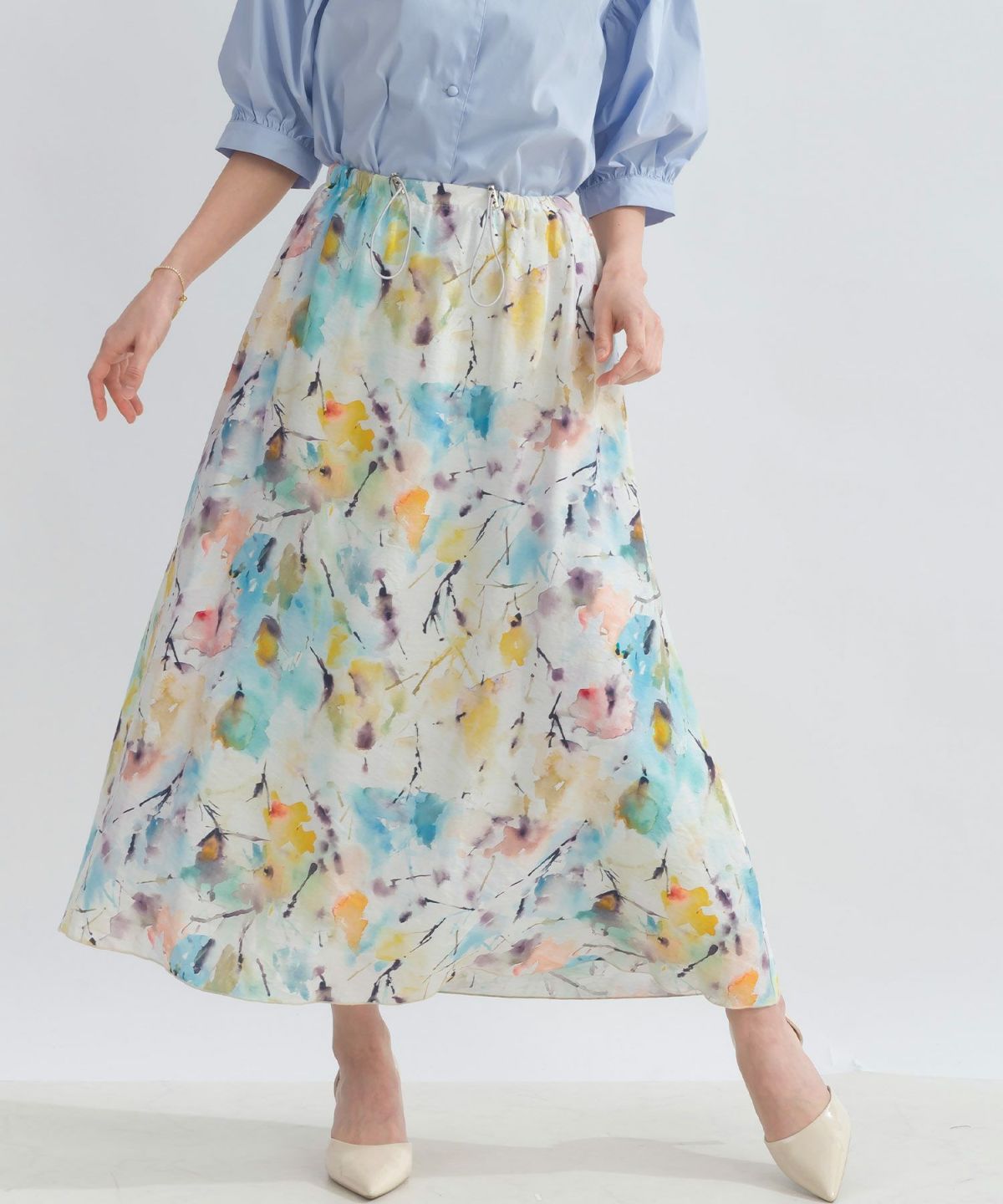 model：H153　着用サイズ：M　ブルー