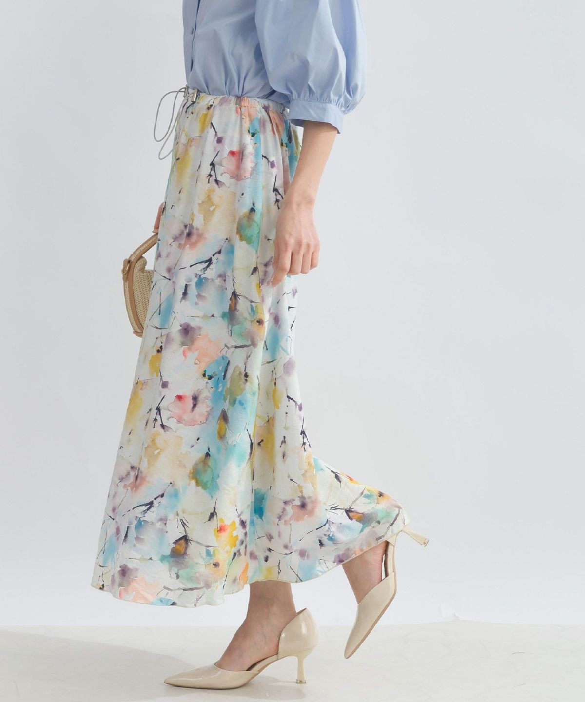 model：H153　着用サイズ：M　ブルー