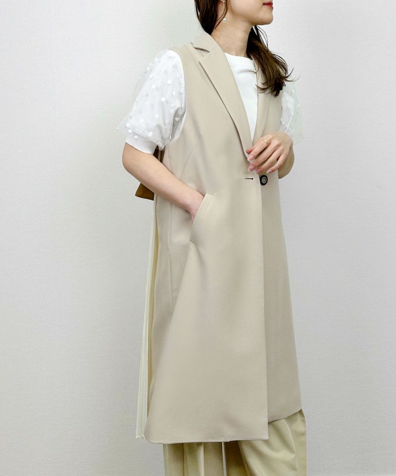 model：H164　着用サイズ：M　アイボリー