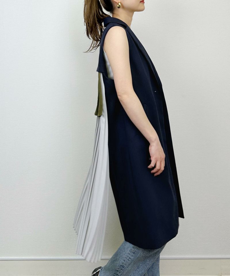 model：H164　着用サイズ：M　ネイビー