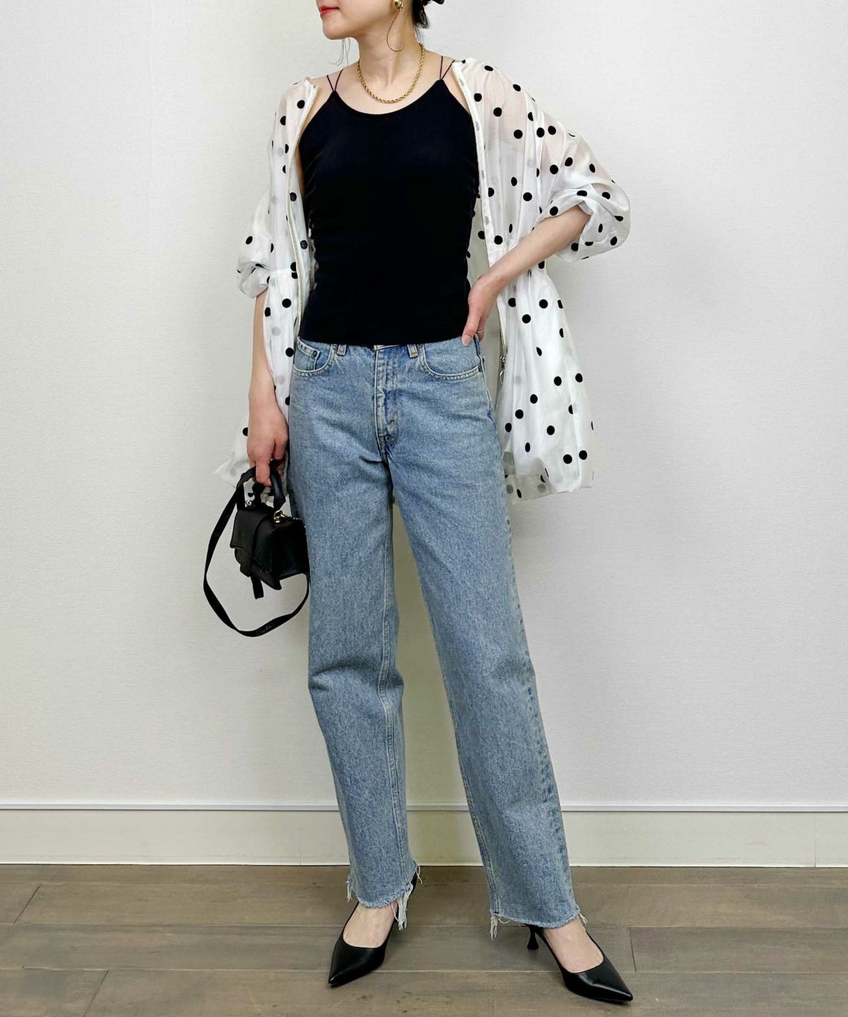 model：H164　着用サイズ：M　カップ付き丸編みキャミソール