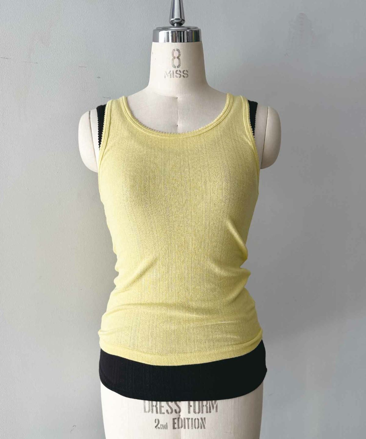 アイレットタンクトップ　着用トルソーサイズ　B:82.5cm W59cm H89.5cm