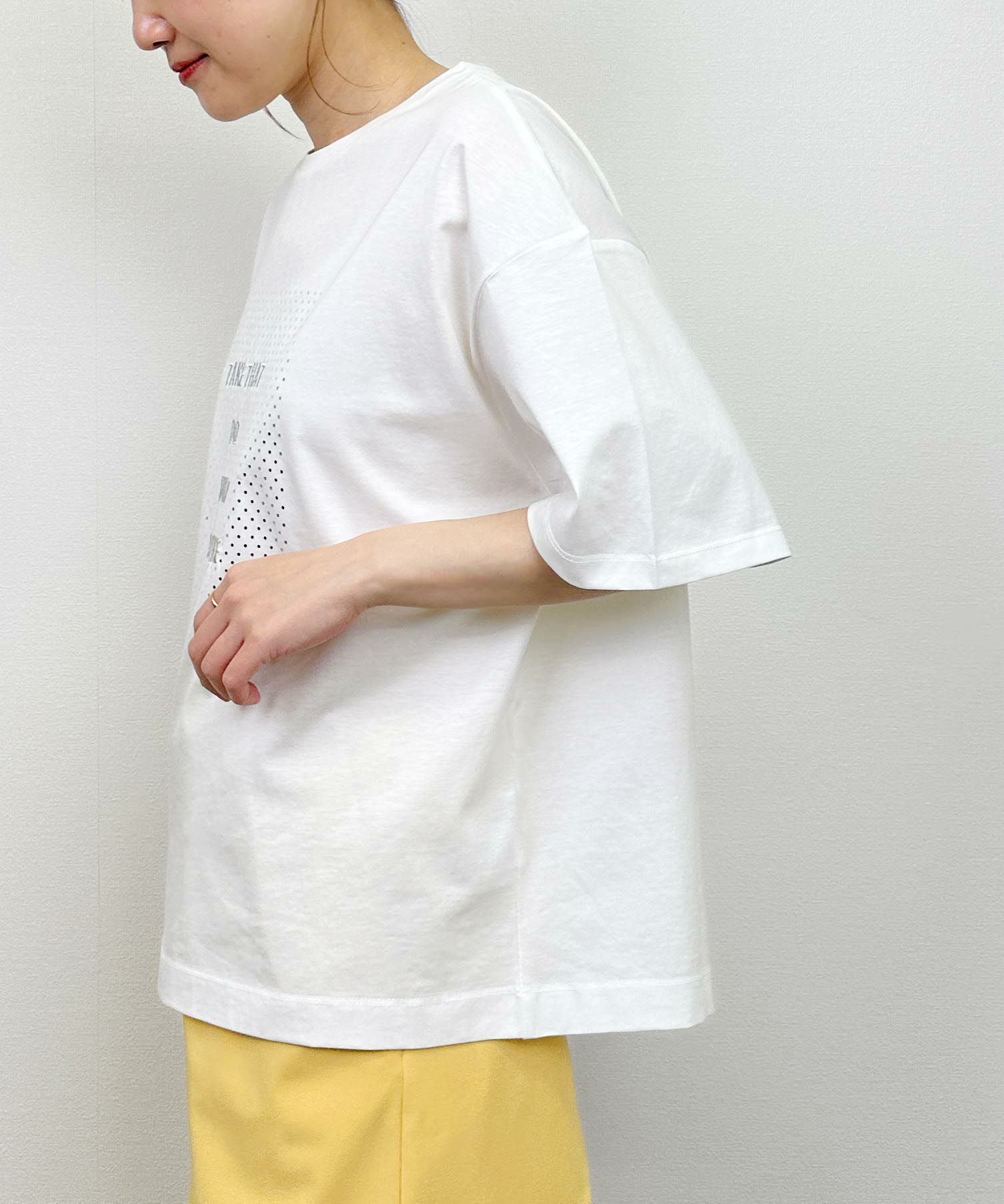 model：H164　着用サイズ：M　オフホワイト