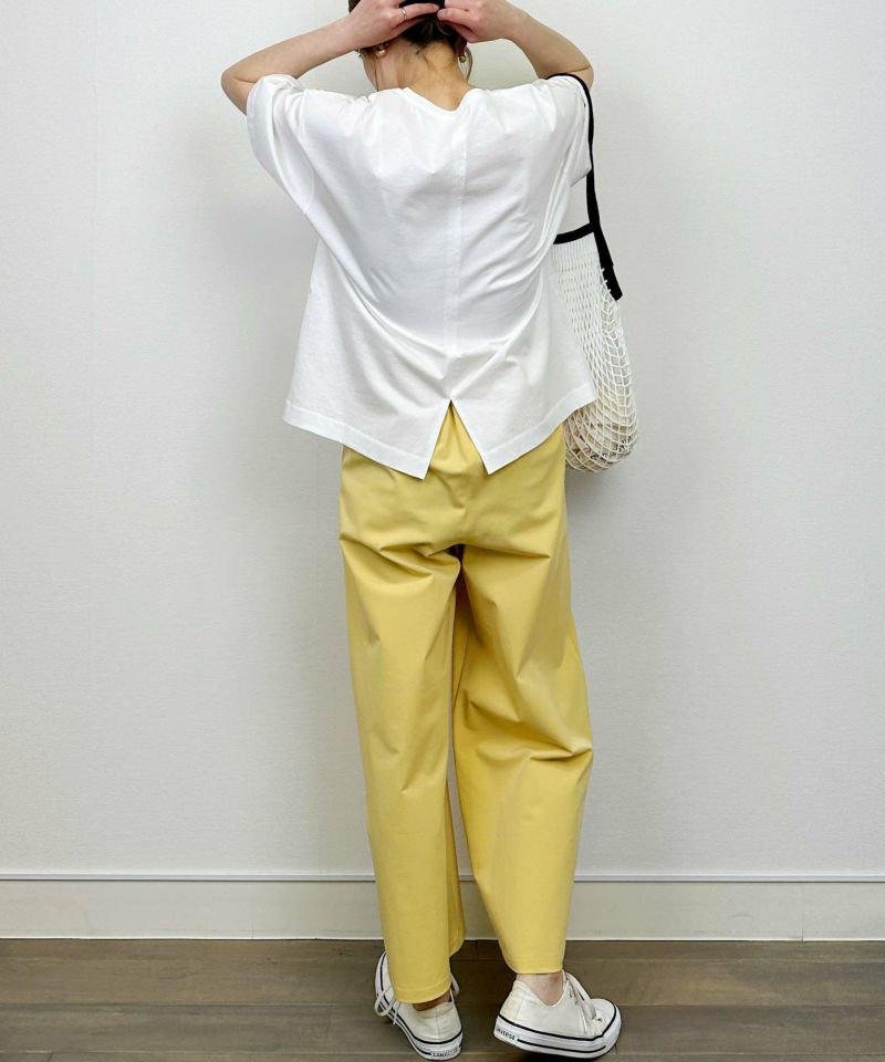 model：H164　着用サイズ：M　オフホワイト