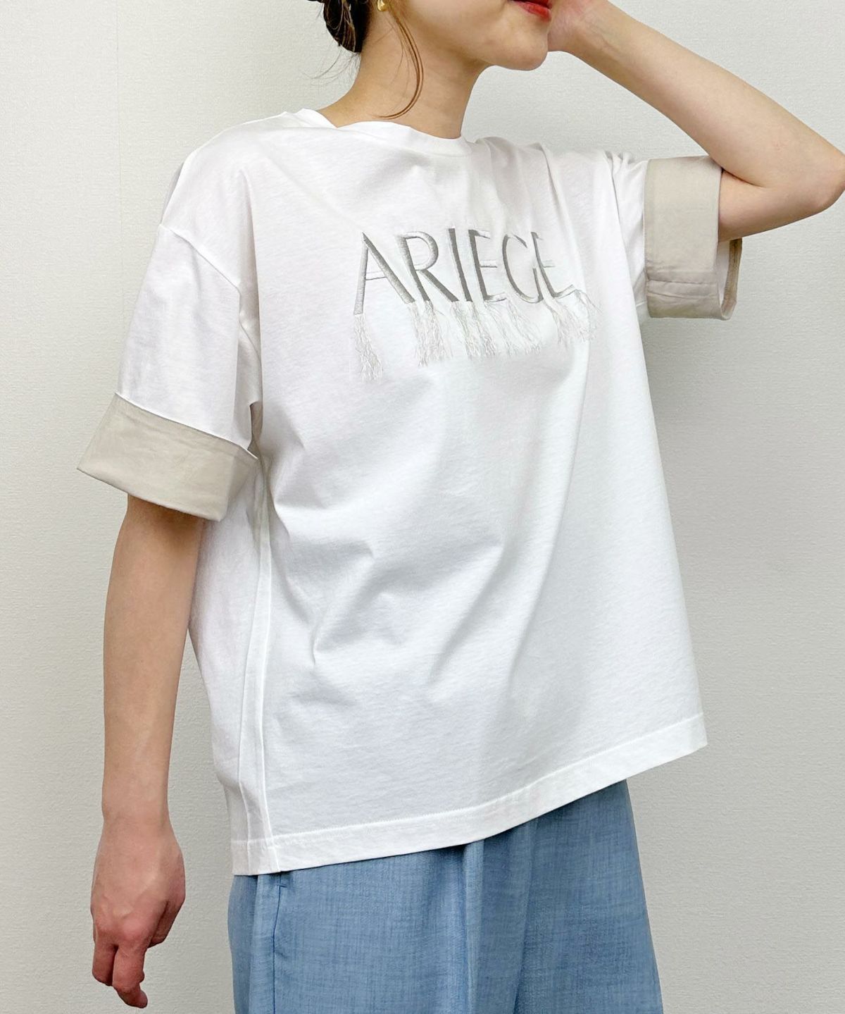 model：H164　着用サイズ：M　ホワイト系その他