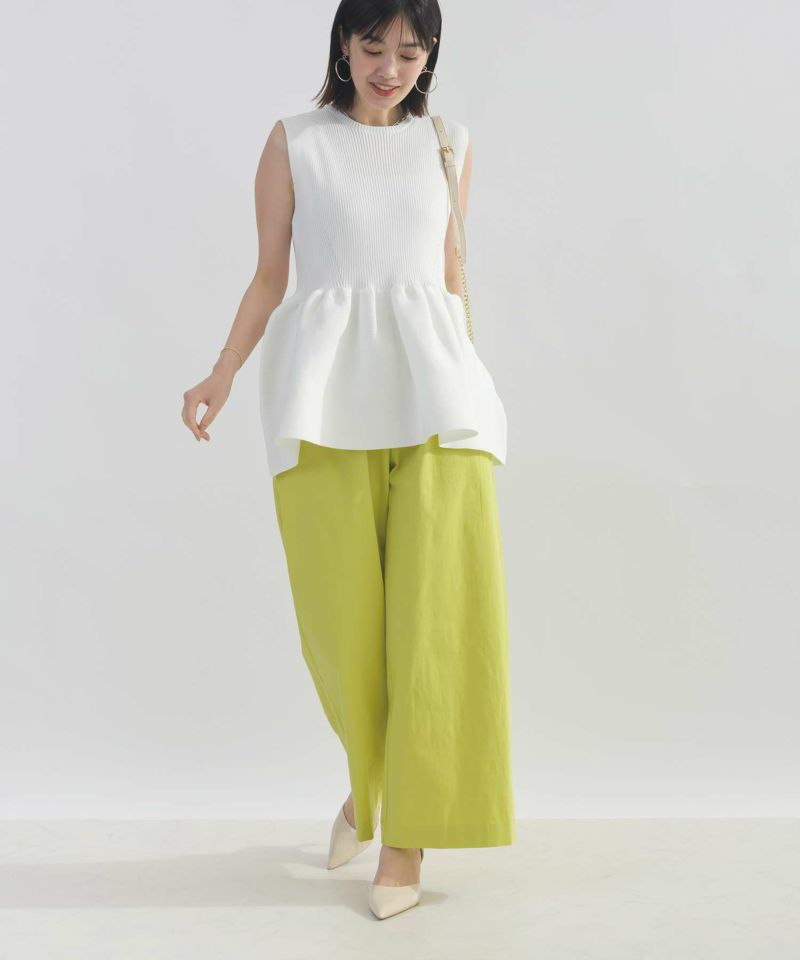 model：H162　着用サイズ：M　オフホワイト