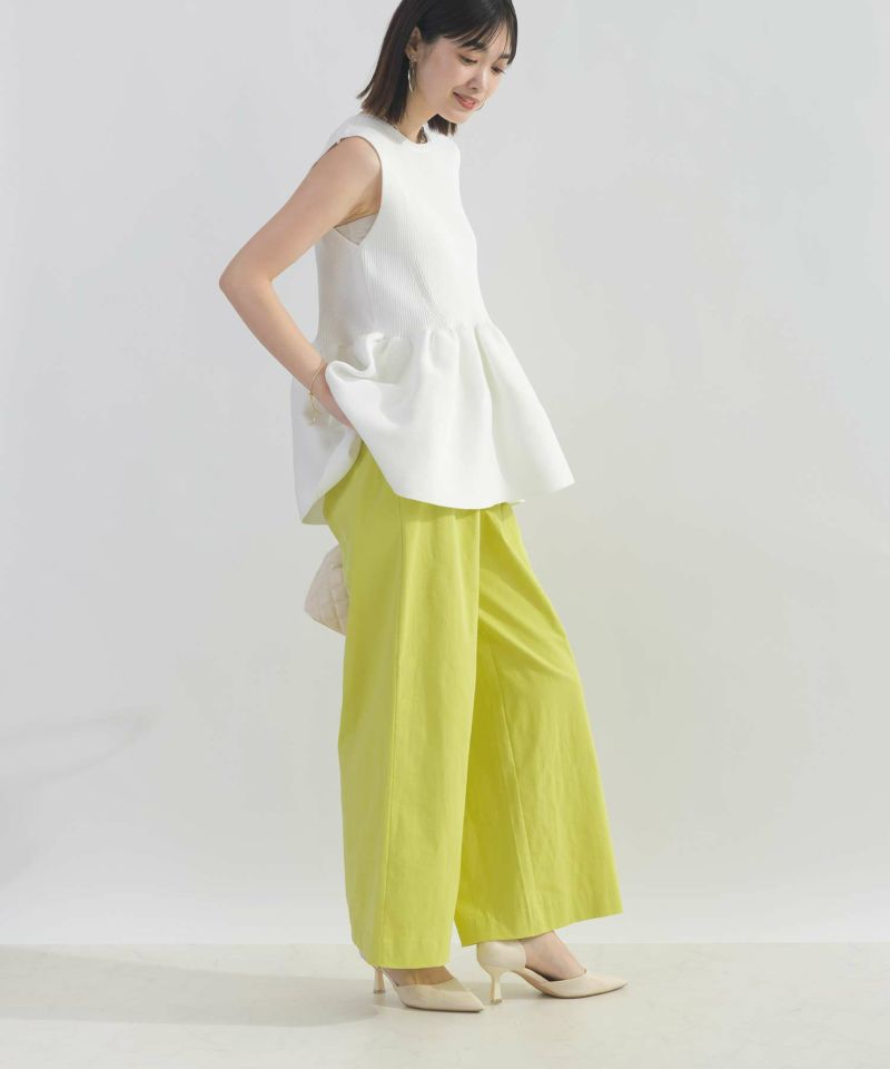 model：H162　着用サイズ：M　オフホワイト