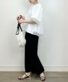 model：H164　着用サイズ：M　オフホワイト
