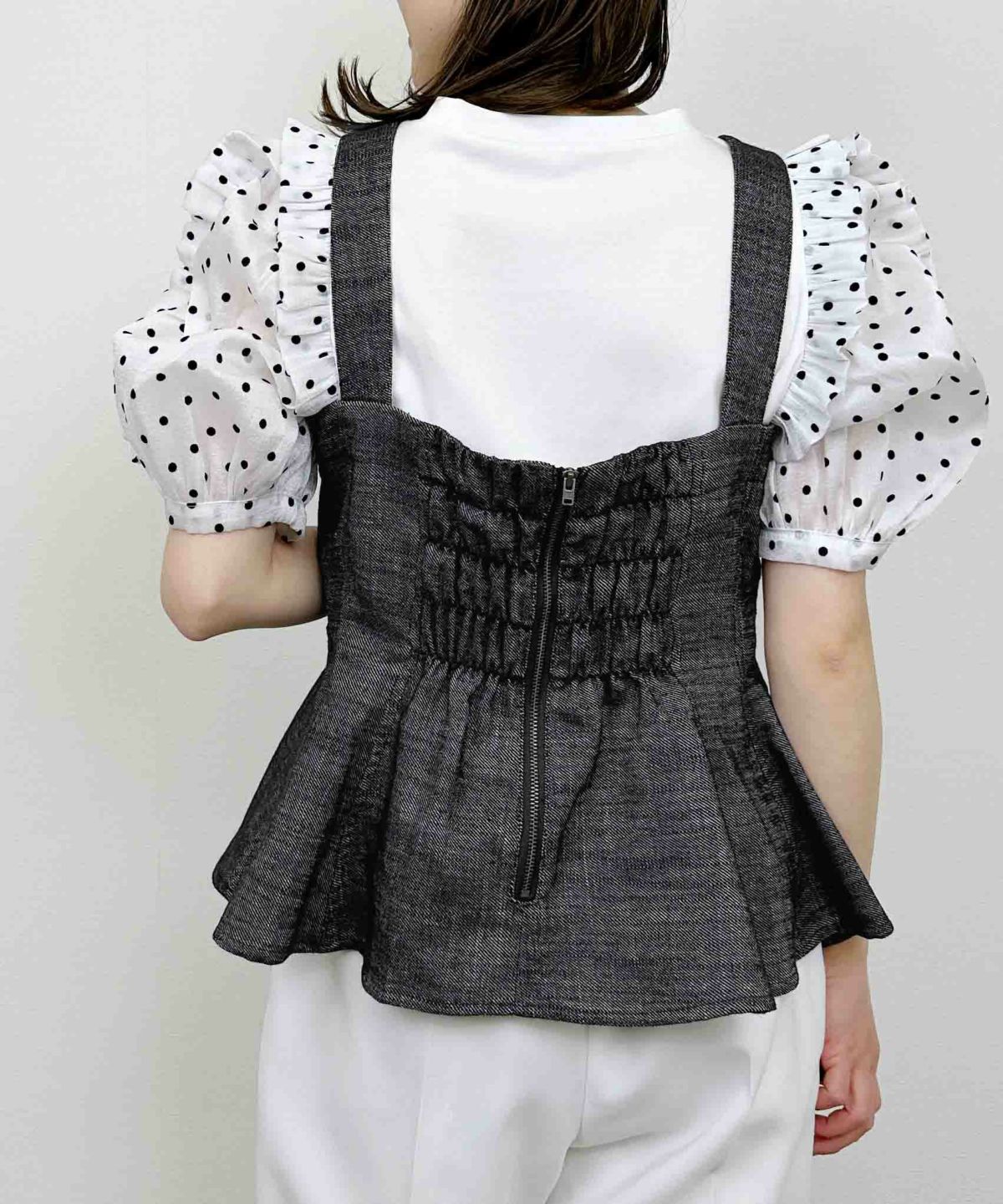 model：H164　着用サイズ：M　ブラック