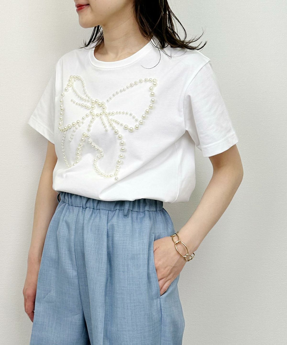 model：H164　着用サイズ：M　オフホワイト