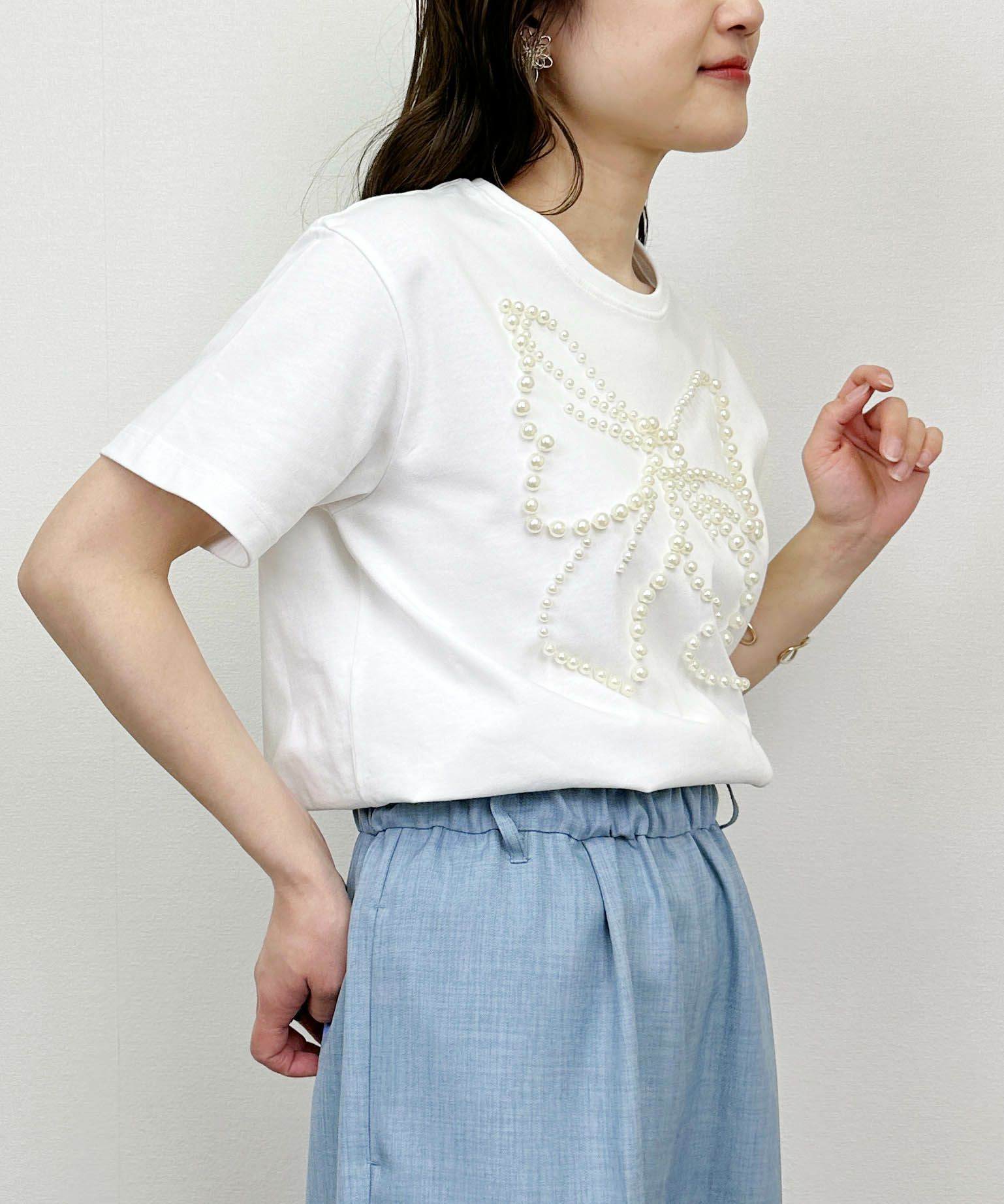 model：H164　着用サイズ：M　オフホワイト