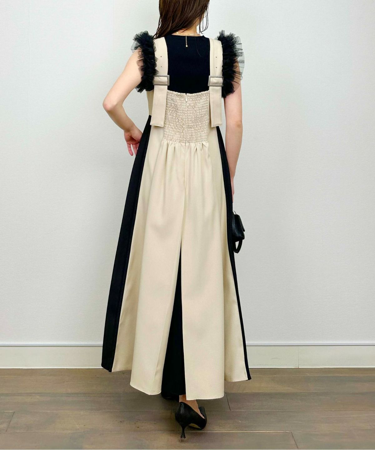 model：H164　着用サイズ：M　ブラック