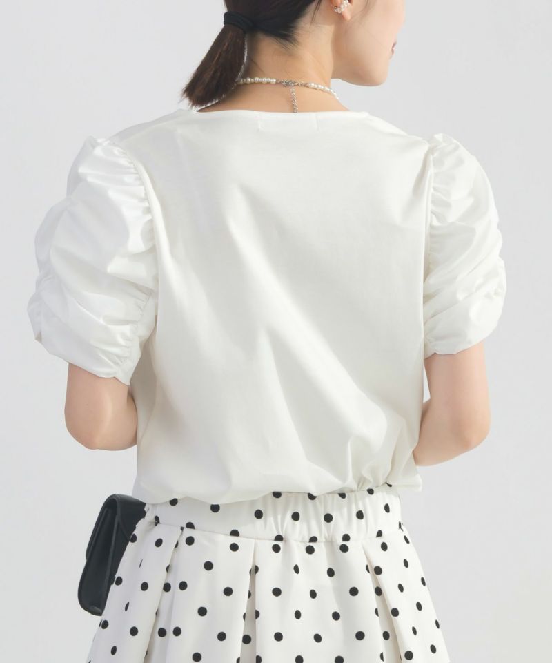 model：H162　着用サイズ：M　オフホワイト